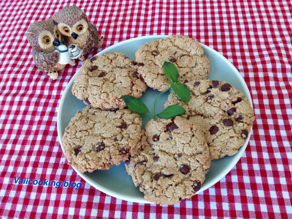 Light Chocolate Chip Oatmeal Cookies